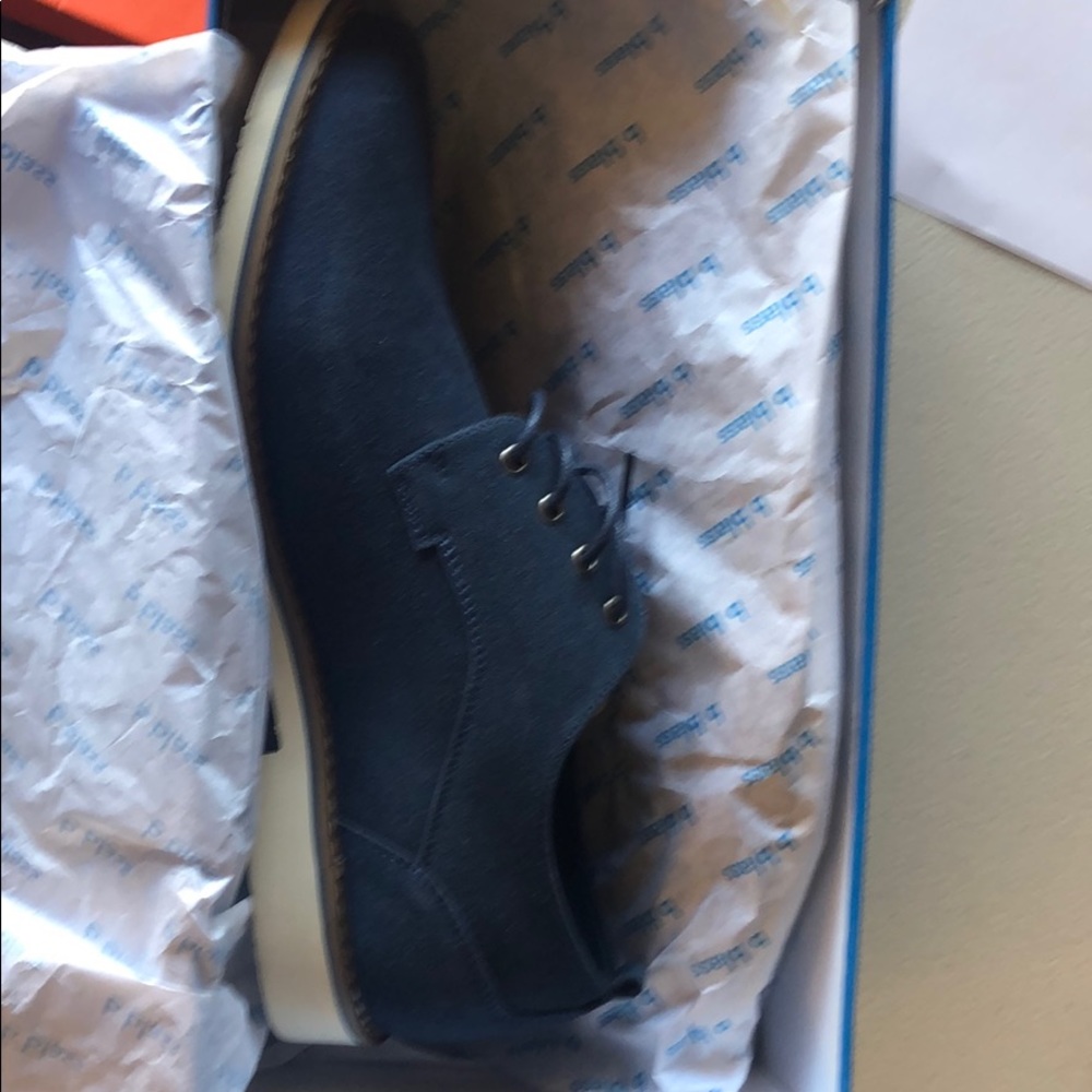 B Blass Men’s blue suede dress shoes